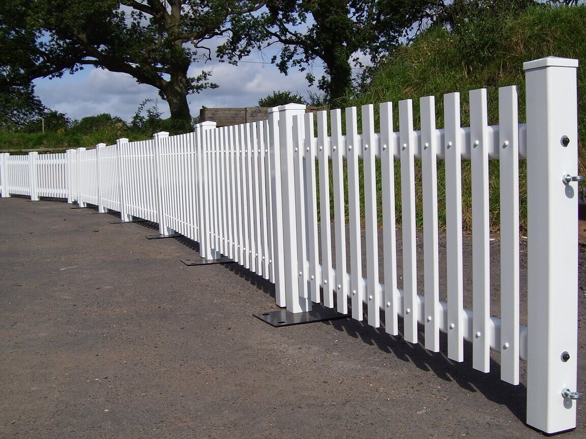 UPVC Fencing Manufacturer